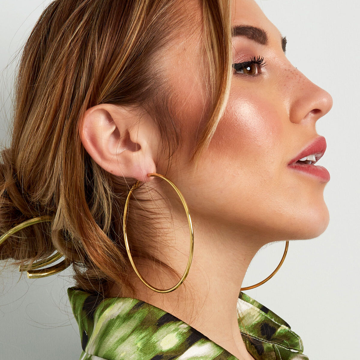 Naušnice Basic Hoops - zlatne - Slika 3